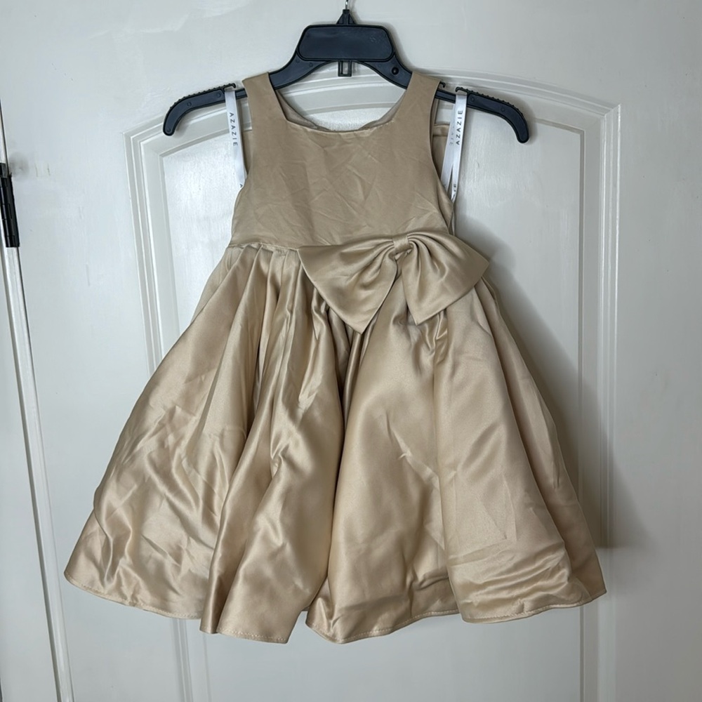 Azazie Bo Peep Flower Girl Dress - NWT size 5